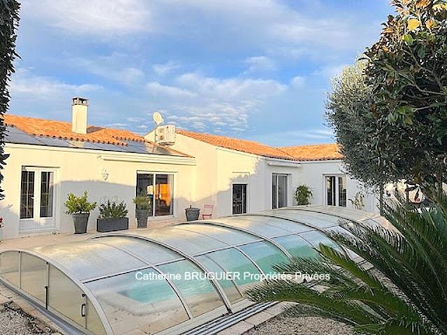Vente Villa 5 pièces 151 m2 Saint Sauveur d'Aunis
