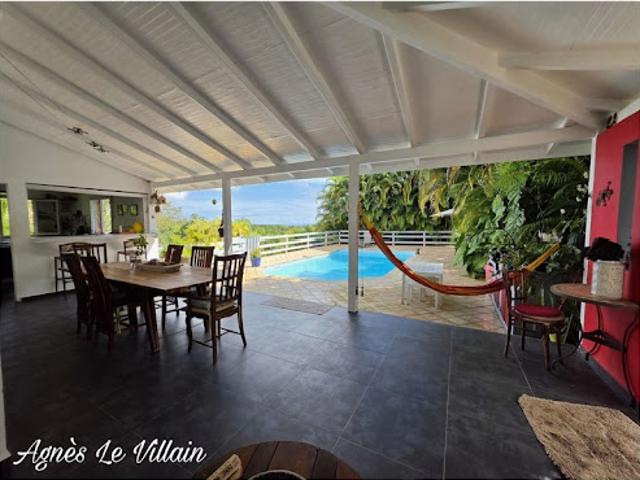 Vente Villa 5 pièces 151 m2 Petit bourg