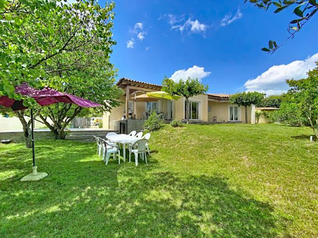 Vente Villa 5 pièces 151 m2 Vailhauquès