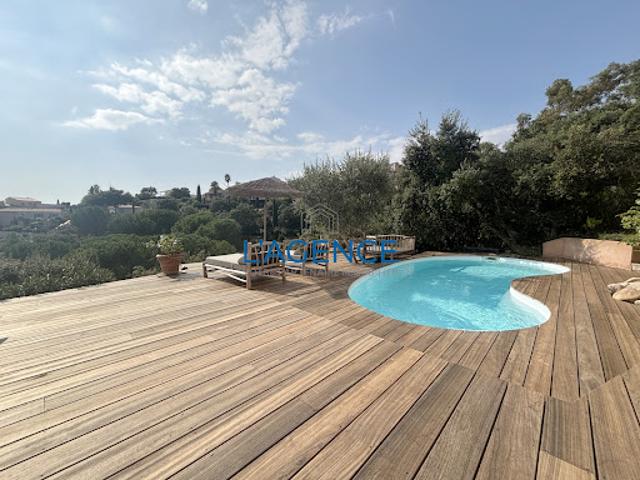 Vente Villa 5 pièces 154 m2 Hyeres