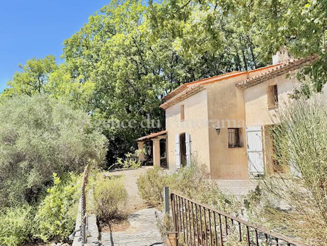 Vente Villa 5 pièces 159.67 m2 Spéracèdes