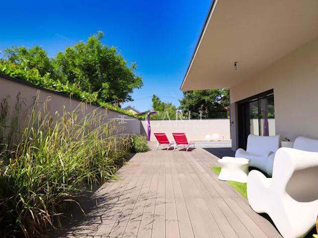 Vente Villa 5 pièces 160.22 m2 Meyzieu