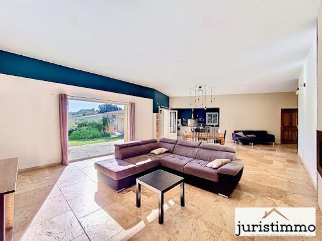 Vente Villa 5 pièces 165 m2 Sérignan du Comtat
