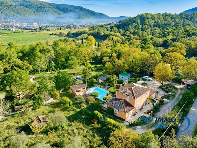 Vente Villa 5 pièces 165 m2 Signes