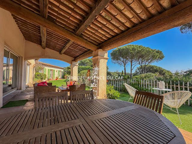Vente Villa 5 pièces 167 m2 Sainte Maxime