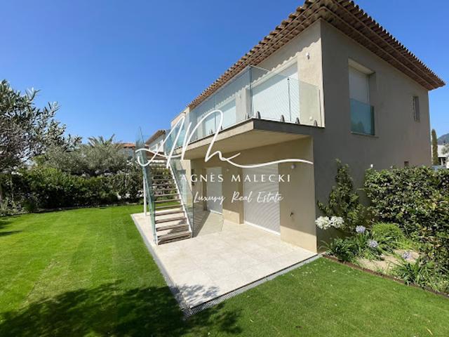 Vente Villa 5 pièces 168 m2 Cavalaire sur Mer