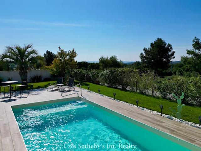 Vente Villa 5 pièces 168 m2 Nimes