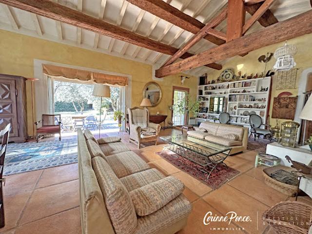 Vente Villa 5 pièces 172 m2 Nimes
