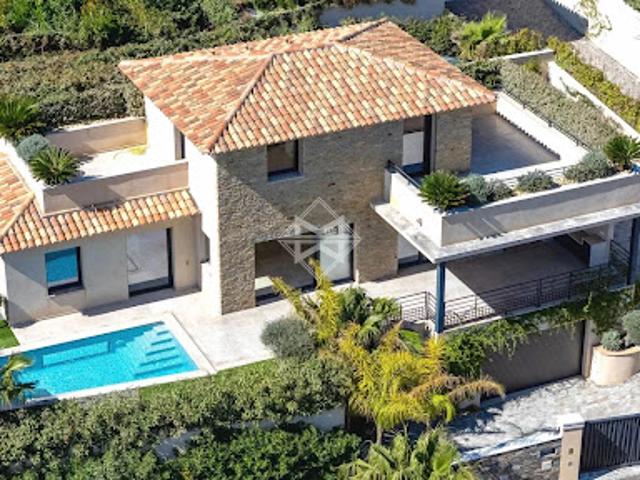 Vente Villa 5 pièces 180 m2 Sainte Maxime