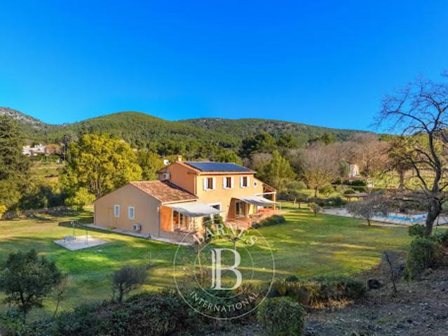 Vente Villa 5 pièces 180 m2 Sanary sur Mer
