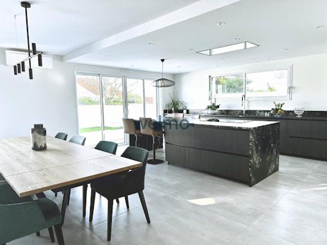 Vente Villa 6 pièces 180 m2 Vaux sur Mer
