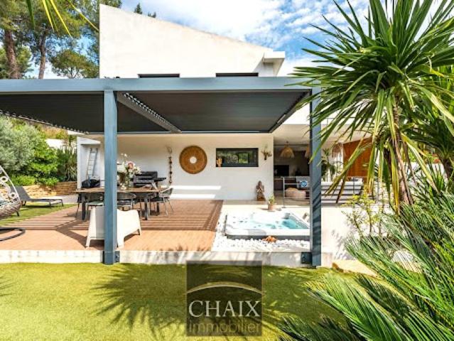 Vente Villa 5 pièces 185 m2 Gemenos