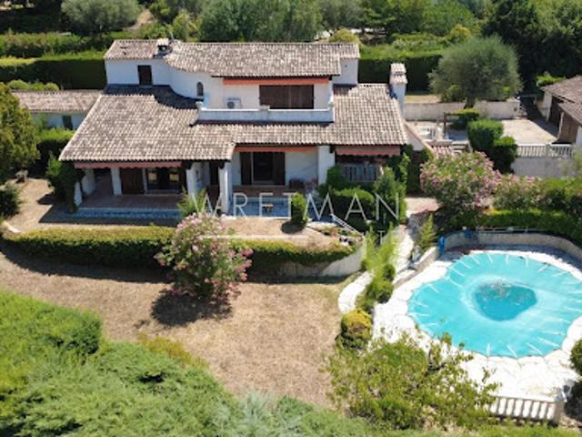 Vente Villa 5 pièces 185 m2 Montauroux