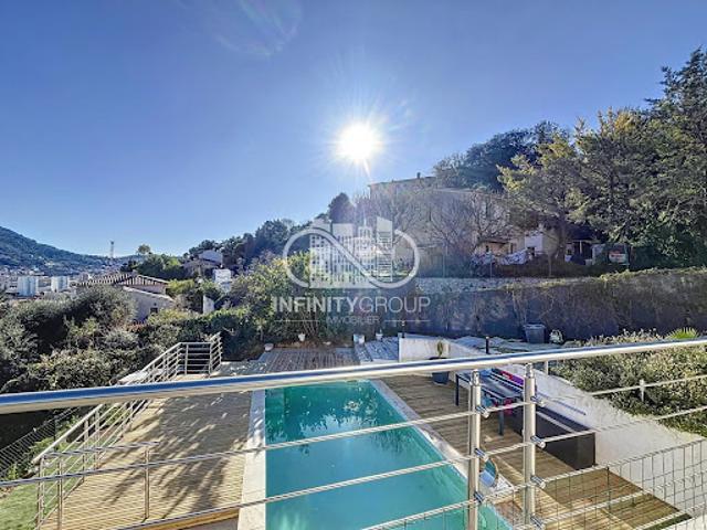 Vente Villa 5 pièces 187 m2 Nice
