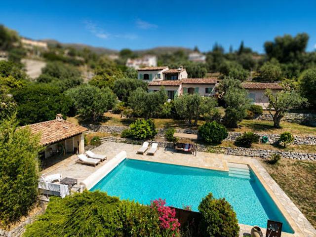 Vente Villa 5 pièces 187 m2 Tourrettes sur Loup