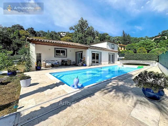 Vente Villa 5 pièces 188 m2 Pégomas
