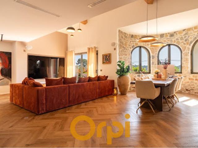 Vente Villa 5 pièces 192 m2 Carqueiranne