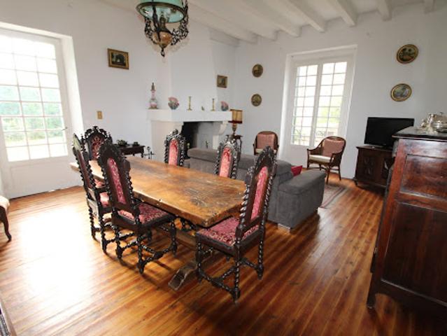Vente Villa 5 pièces 197.98 m2 Limoux