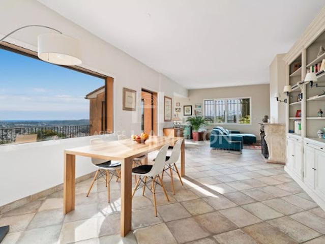 Vente Villa 5 pièces 200 m2 La Colle sur Loup