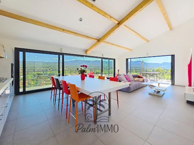 Vente Villa 5 pièces 208 m2 Le Beausset