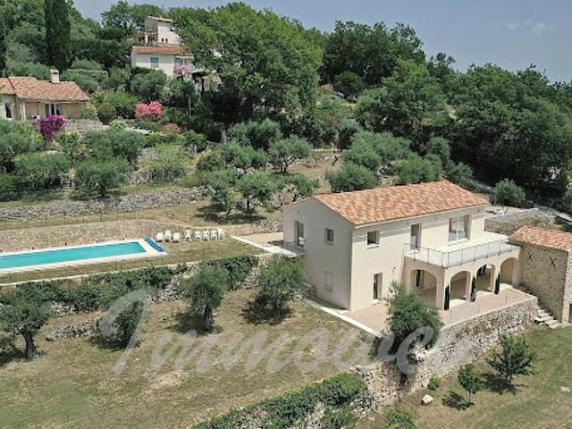 Vente Villa 5 pièces 210 m2 Seillans