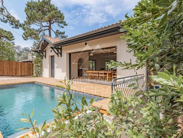Vente Villa 5 pièces 220 m2 Arcachon