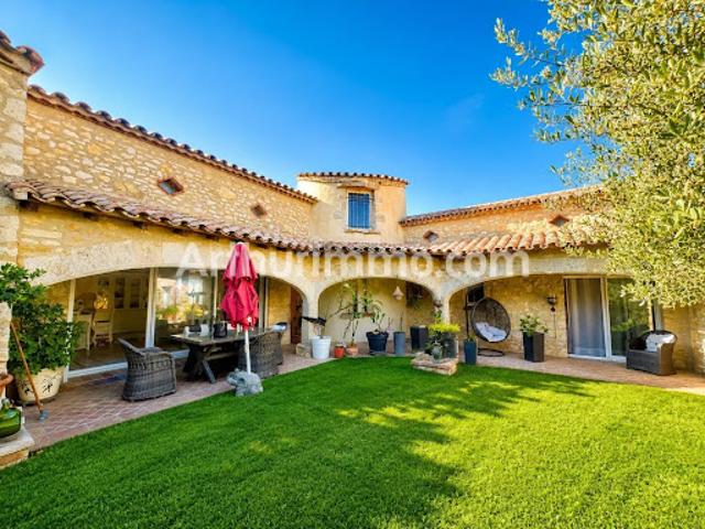 Vente Villa 5 pièces 220 m2 Vinassan