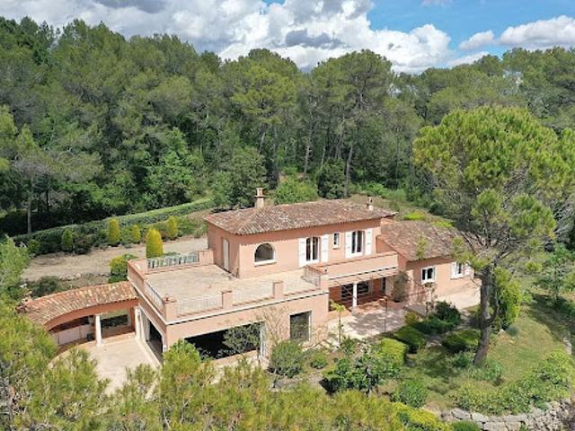 Vente Villa 5 pièces 230 m2 Seillans
