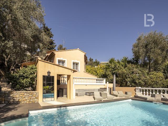 Vente Villa 5 pièces 235 m2 Le Cannet