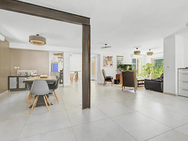 Vente Villa 5 pièces 235 m2 Rians