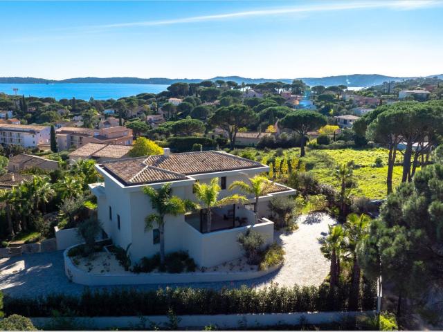 Vente villa 6 Pièce s 370m² Sainte Maxime