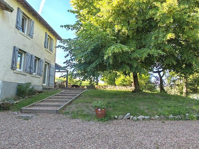 Vente Villa 6 pièces 120.75 m2 Olliergues