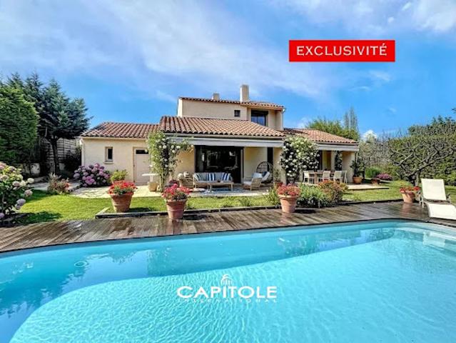 Vente Villa 6 pièces 122.86 m2 Antibes