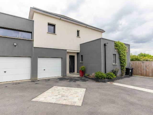 Vente Villa 6 pièces 129.63 m2 Chateaubourg