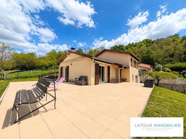 Vente Villa 6 pièces 131 m2 Saint Chef