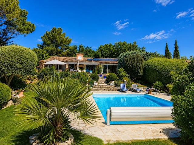 Vente Villa 6 pièces 130 m2 Seillans