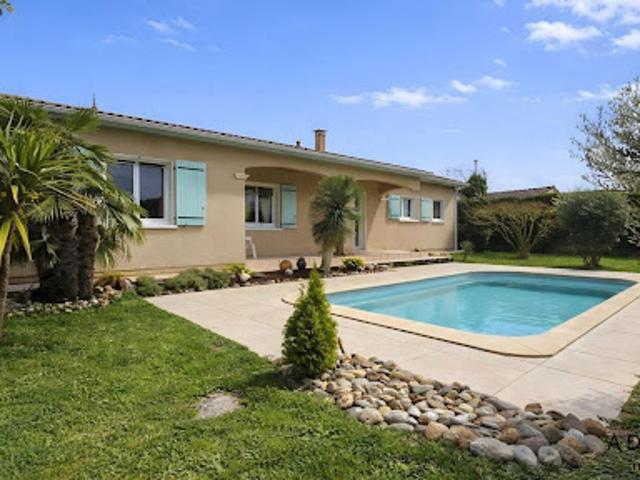 Vente Villa 6 pièces 132 m2 La Salvetat Saint Gilles