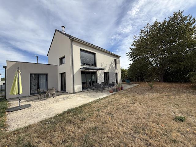 Vente Villa 6 pièces 133.2 m2 Cesson sevigne