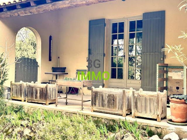 Vente Villa 6 pièces 134 m2 Uzès