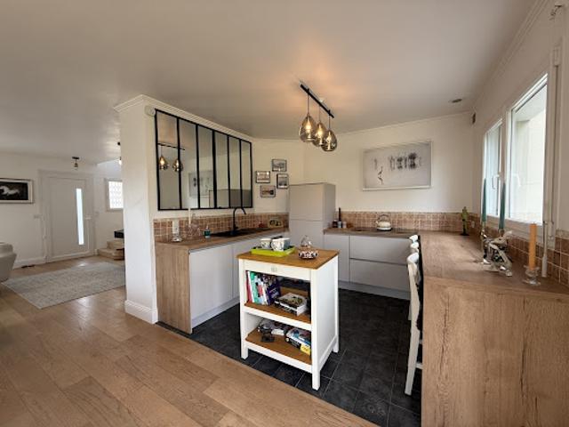 Vente Villa 6 pièces 135.46 m2 Cesson sevigne