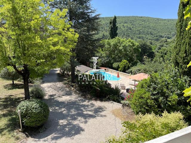 Vente Villa 6 pièces 135 m2 Dauphin
