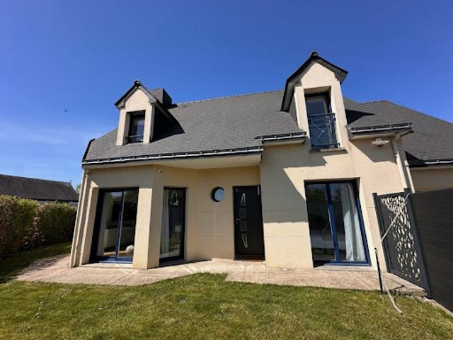 Vente Villa 6 pièces 136.02 m2 Romillé