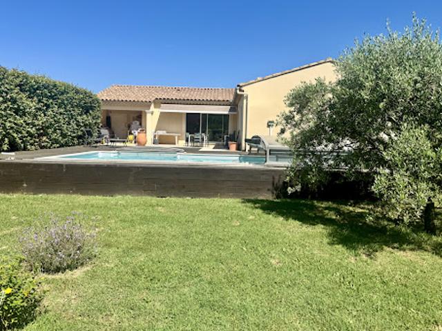 Vente Villa 6 pièces 136.5 m2 Roaix