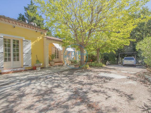 Vente Villa 6 pièces 140 m2 Gonfaron