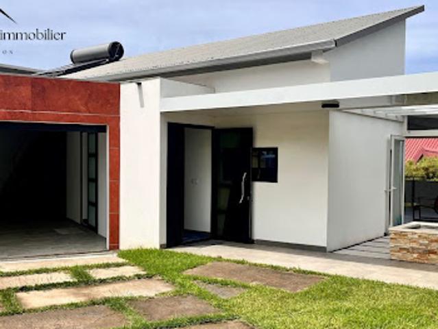 Vente Villa 6 pièces 140 m2 Le tampon