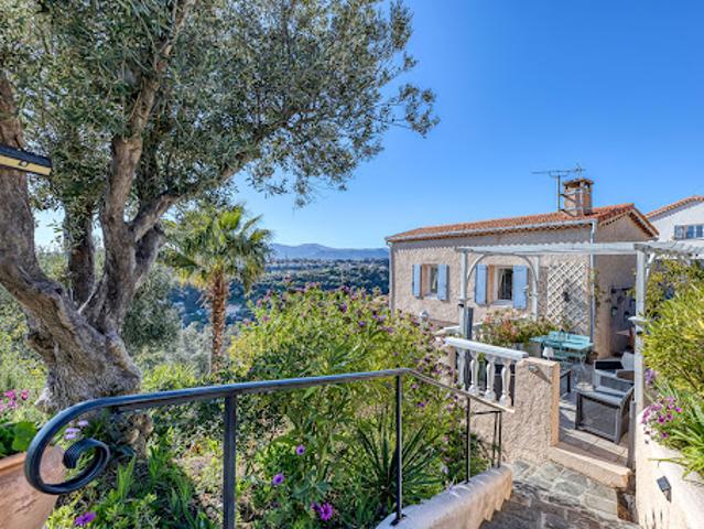Vente Villa 6 pièces 142 m2 Nice