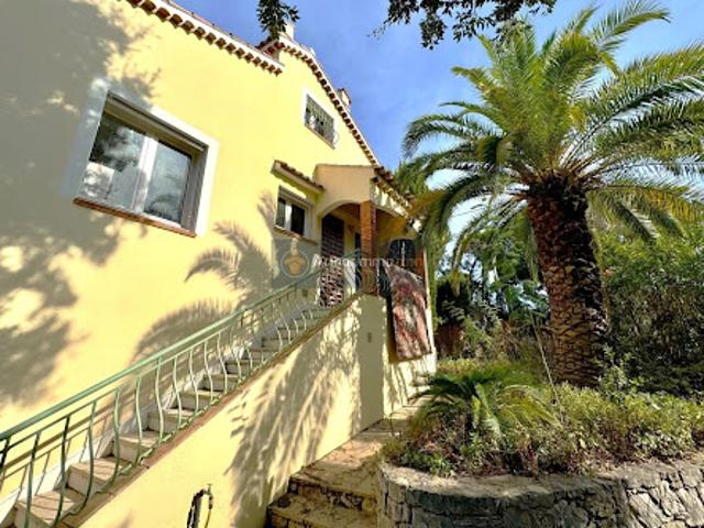 Vente Villa 6 pièces 143 m2 Saint aygulf