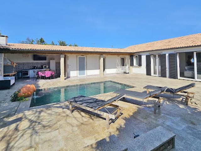Vente Villa 6 pièces 145 m2 Ajaccio