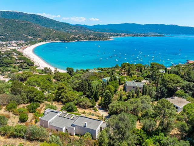 Vente Villa 6 pièces 150 m2 Sagone