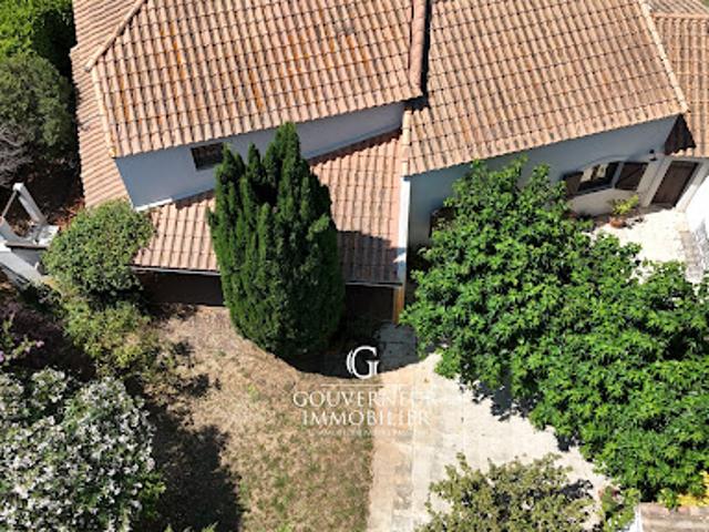 Vente Villa 6 pièces 150 m2 Saint Laurent d'Aigouze